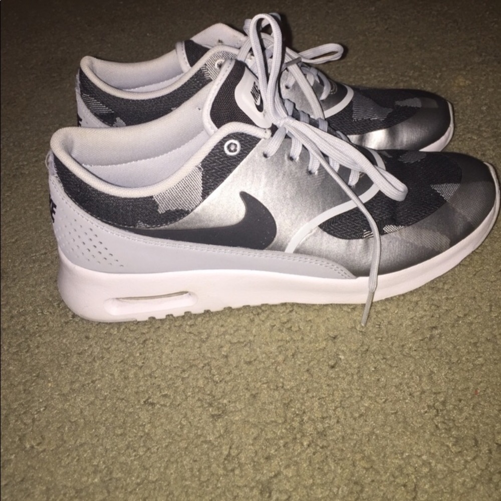 Women’s Nike Air Max Thea